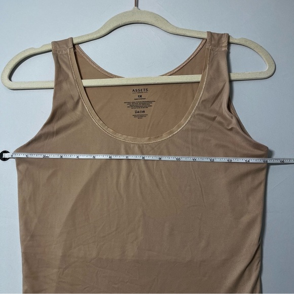 SPANX Cream Fitted Sleeveless Tank Top - Picture 3 of 6